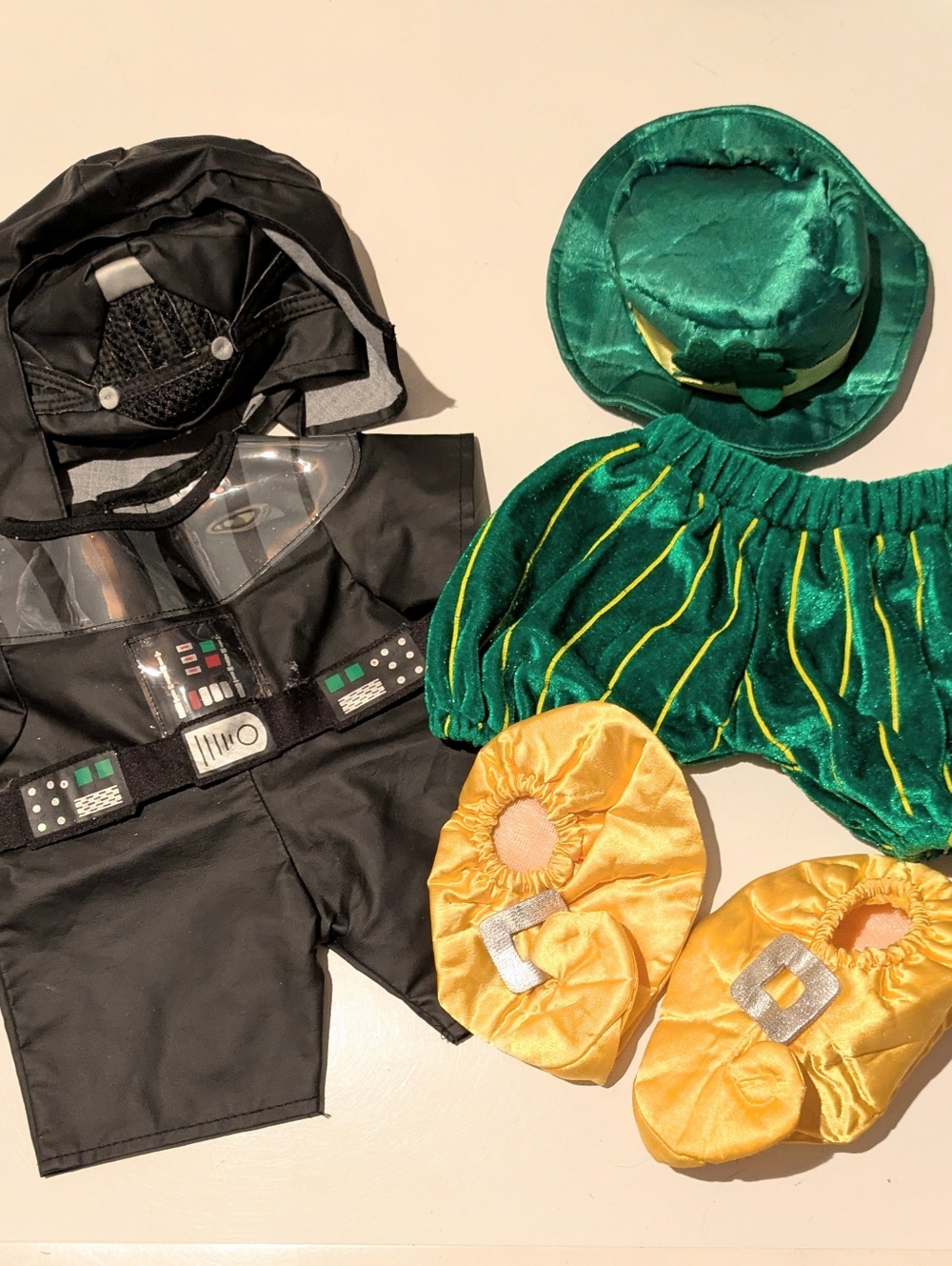 BABW Build A Bear Workshop Costumes Star Wars Darth Vader & Leprechaun